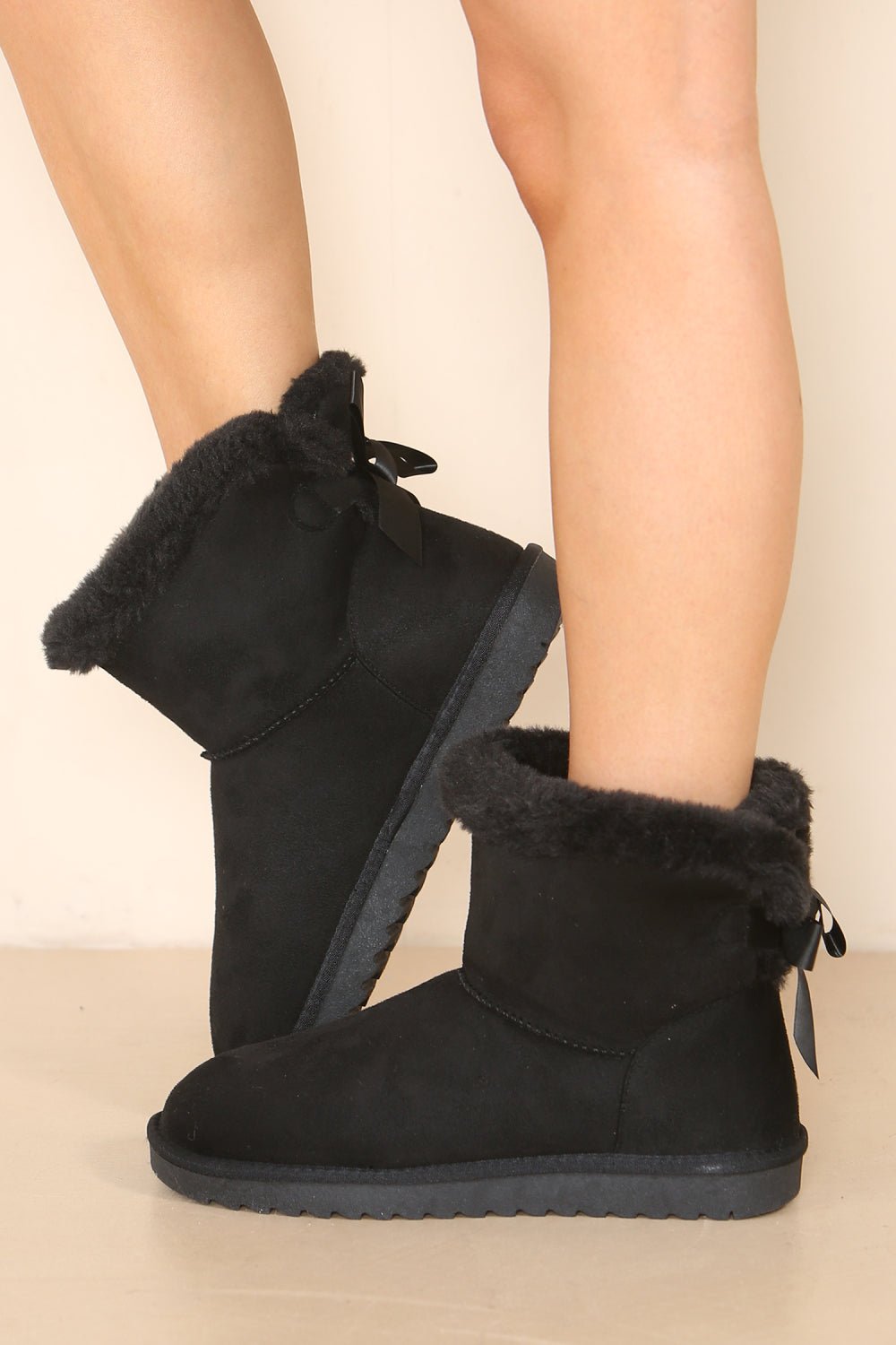 Faux Fur Lined Flat Ankle Boots - 2 colours - Boutique-tastic