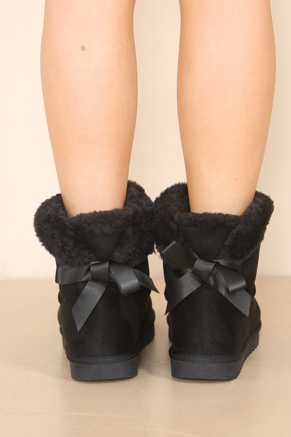 Faux Fur Lined Flat Ankle Boots - 2 colours - Boutique-tastic