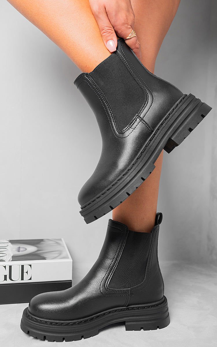 Daniela Chunky Platform Chelsea Boots